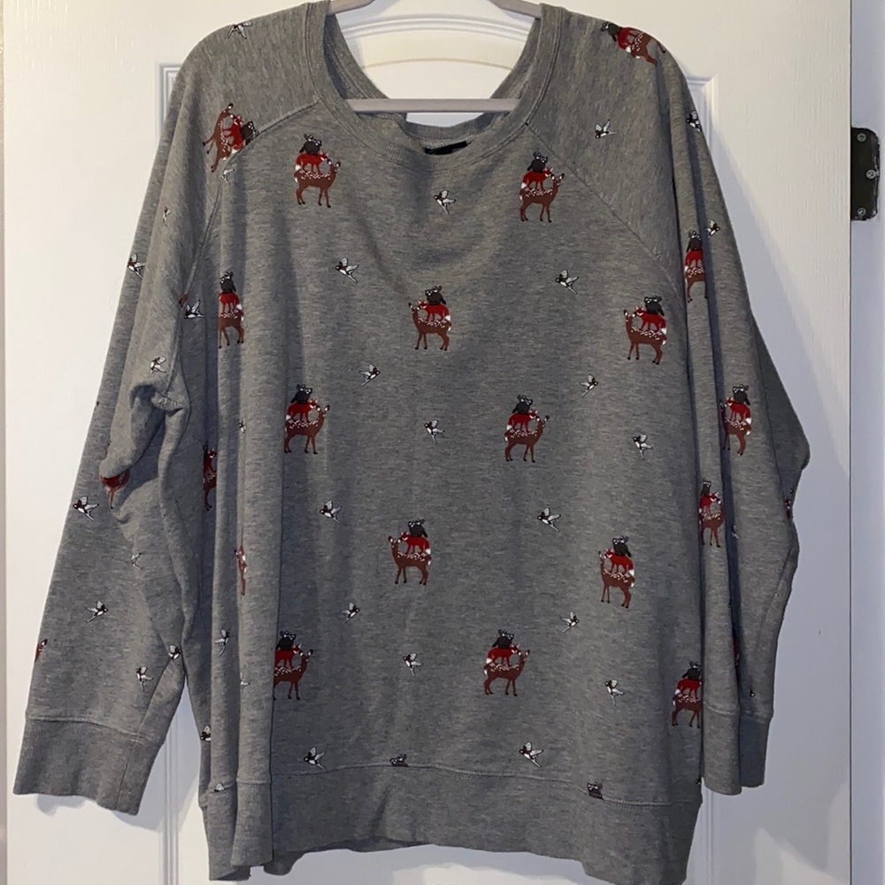 Sweater shirt with woodland animals